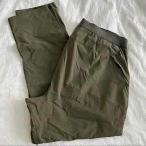 Lululemon Convertible Pants